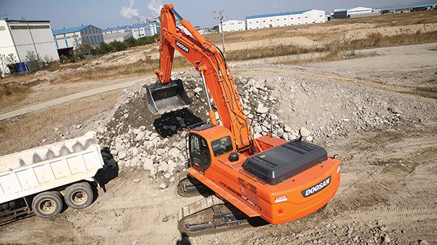 Buy DOOSAN - Excavator - DX520LCA Online | Machinery for Rent | Qetaat.com