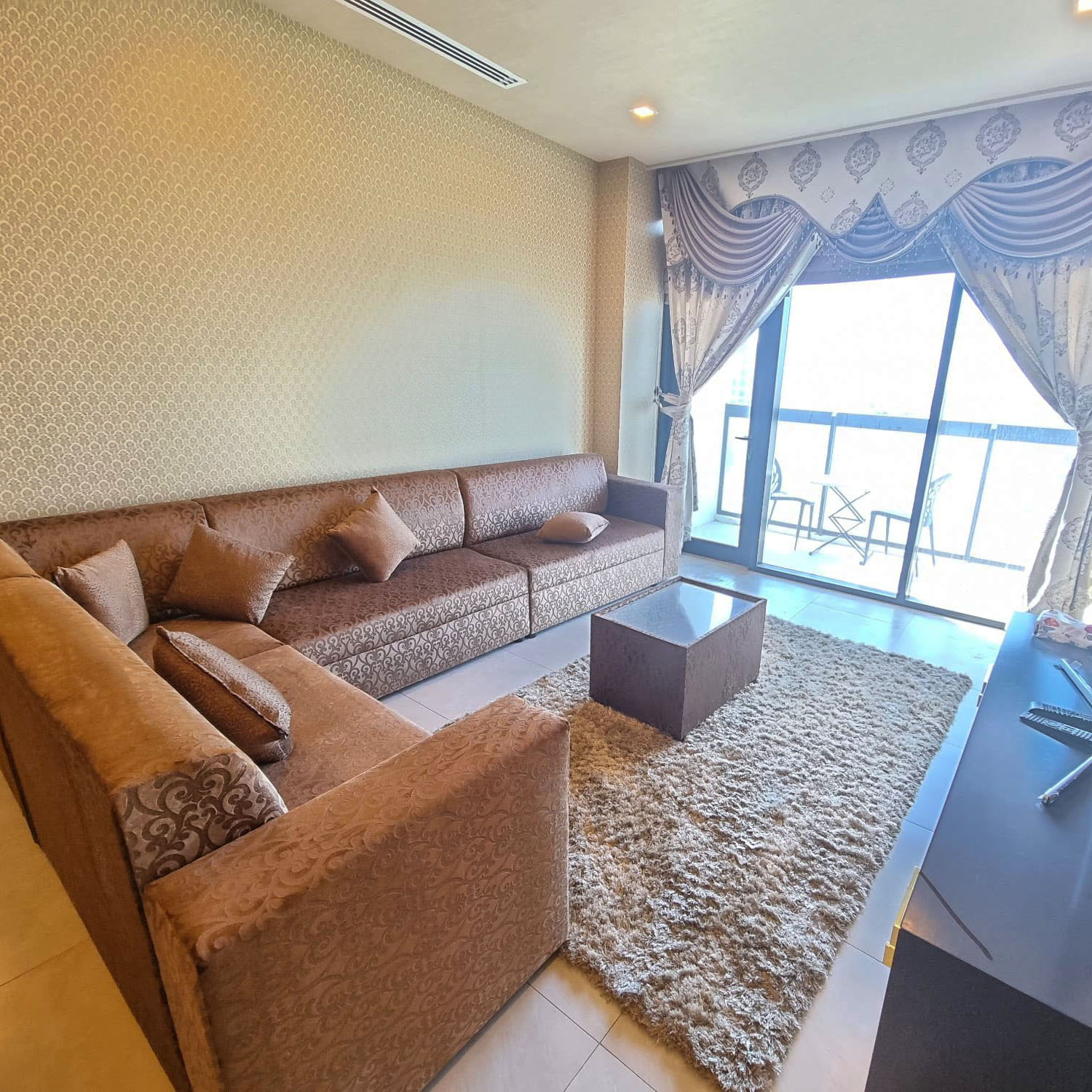 Beautiful Two Bedroom Apartment For Rent - Amwaj Island