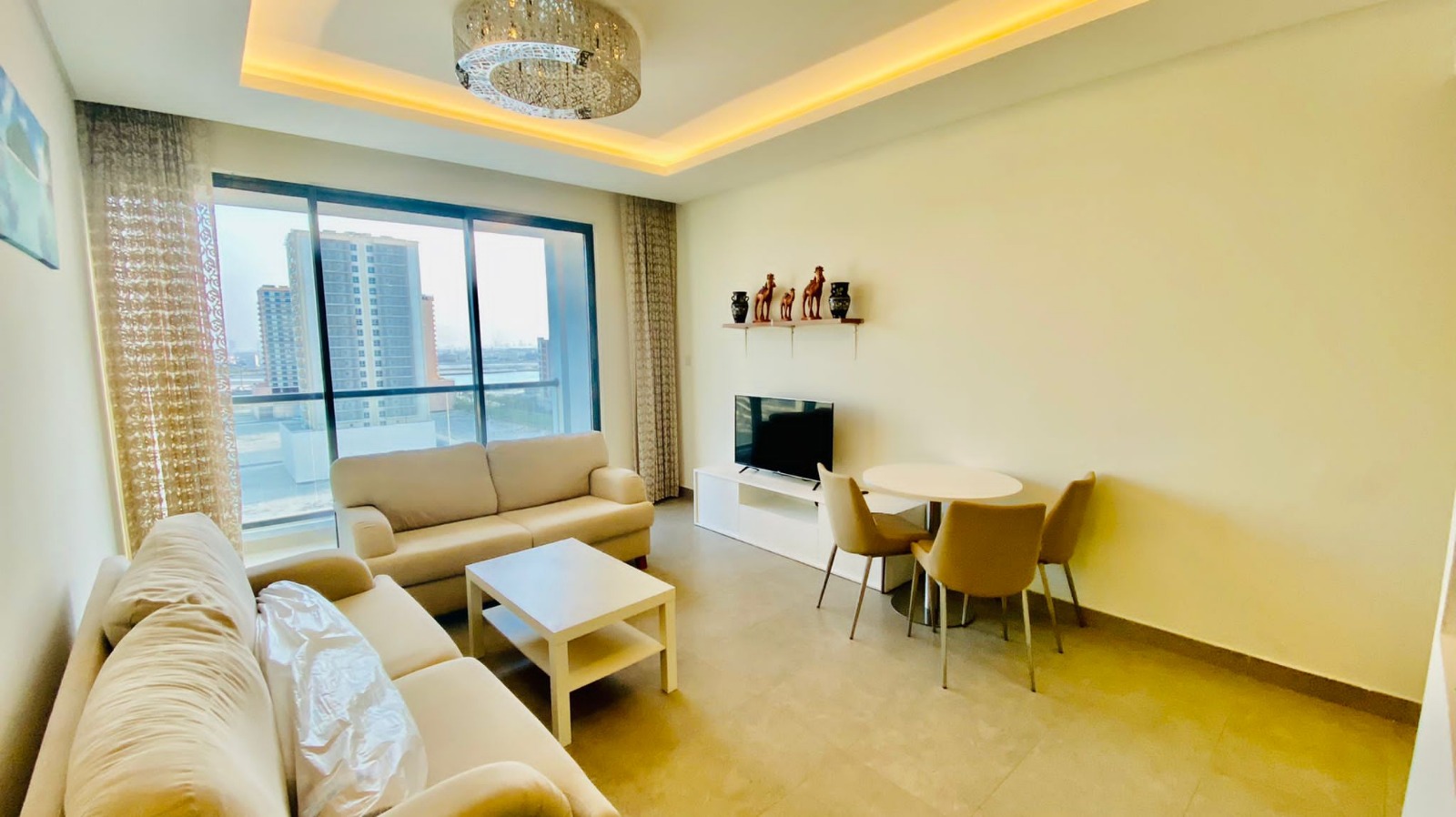 Apartment For  Rent - Amwaj