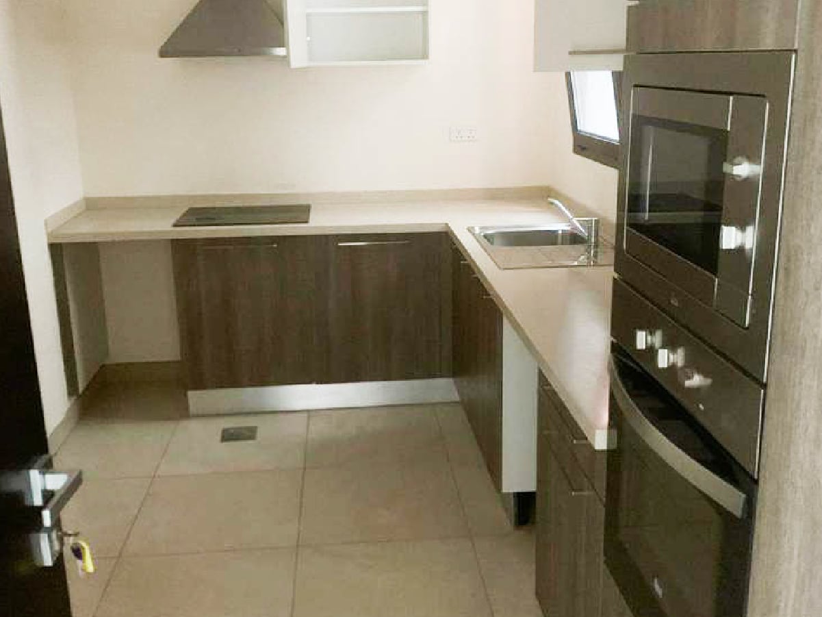 Stunning Apartment For Sale - Amwaj Island